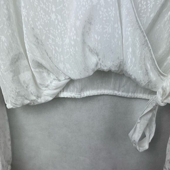Sz S Leith White Floral Wrap Top - Picture 6 of 9